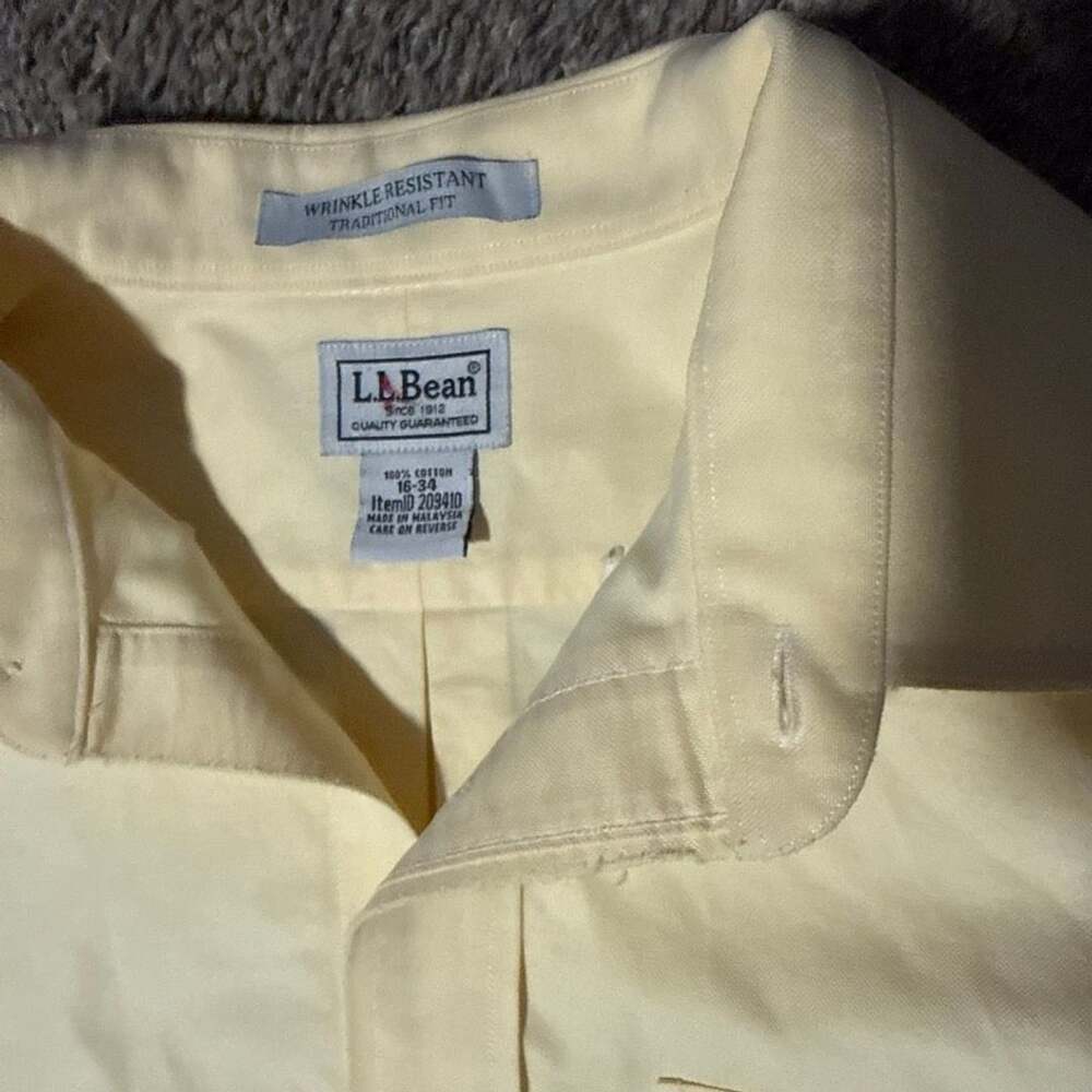 L.L. Bean Traditional Fit Wrinkle Resistant Yellow Button Down Shirt Size 16-34